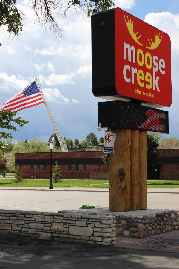 Moose Creek Lodge & Suites Cody Bagian luar foto